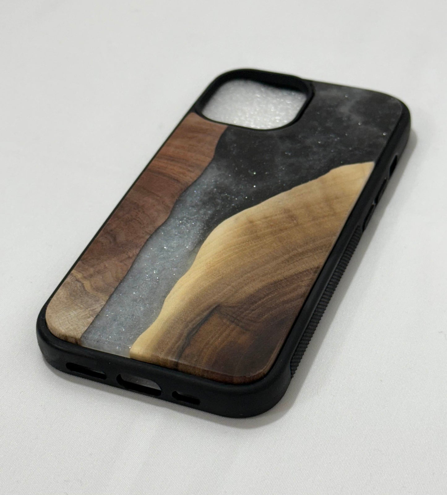 iPhone 15 Black & White